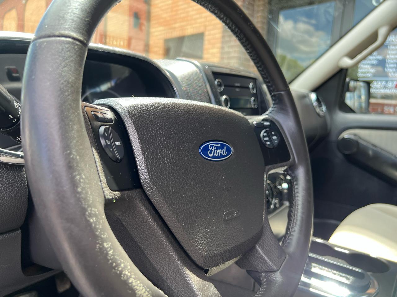 Ford Explorer XLT 4.0L 4WD 2008