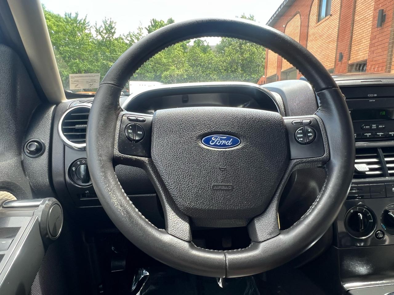 Ford Explorer XLT 4.0L 4WD 2008