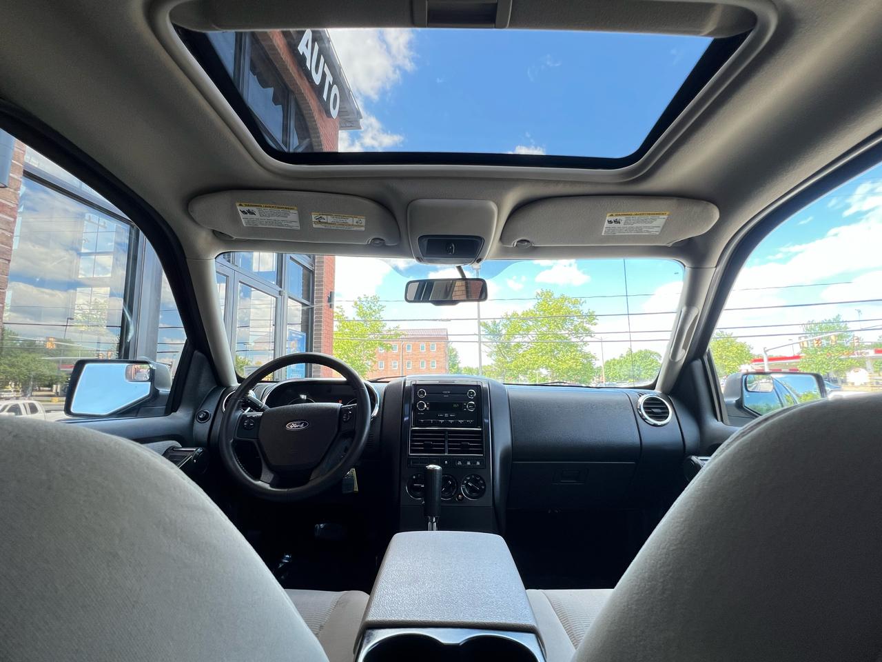 Ford Explorer XLT 4.0L 4WD 2008