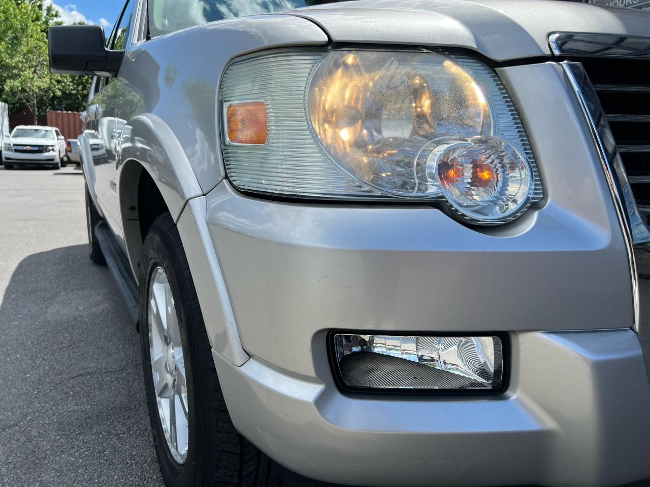 Ford Explorer XLT 4.0L 4WD 2008