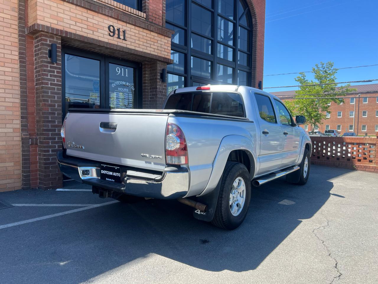 Toyota Tacoma Double Cab V6 4WD 2010