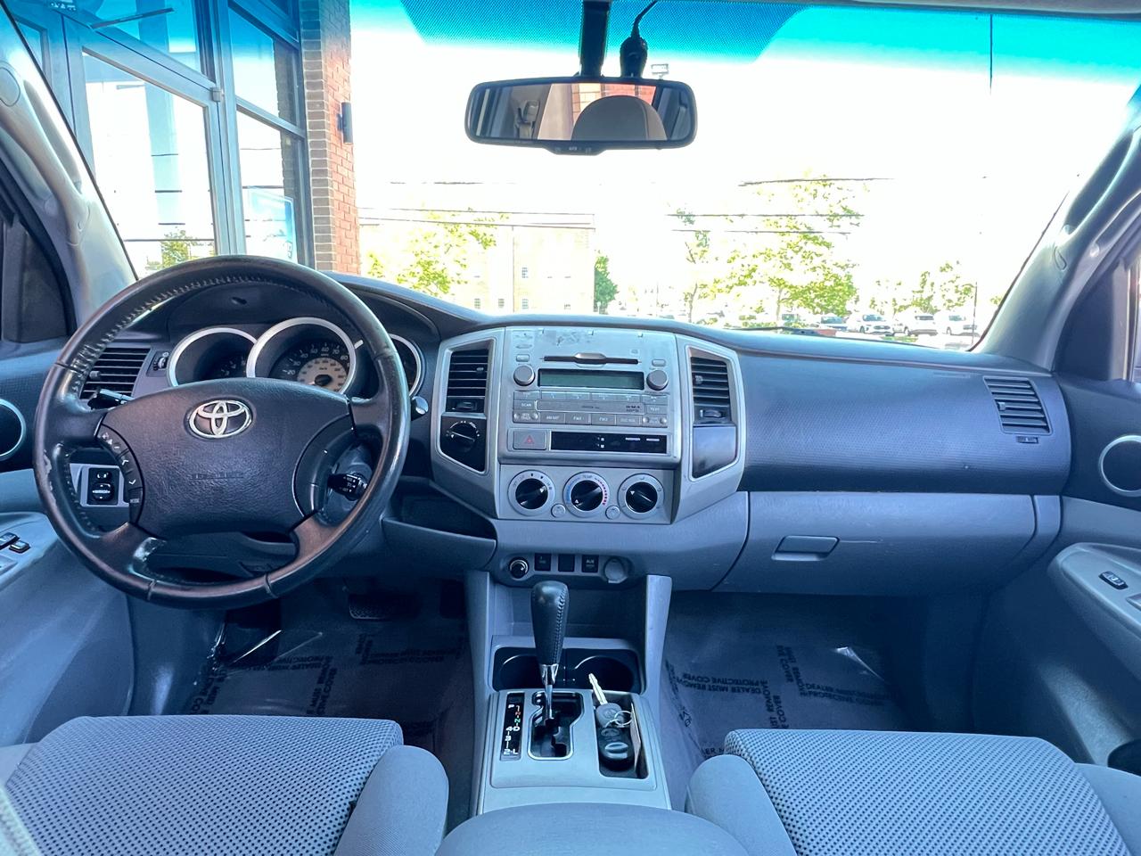 Toyota Tacoma Double Cab V6 4WD 2010