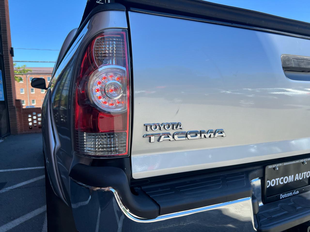 Toyota Tacoma Double Cab V6 4WD 2010