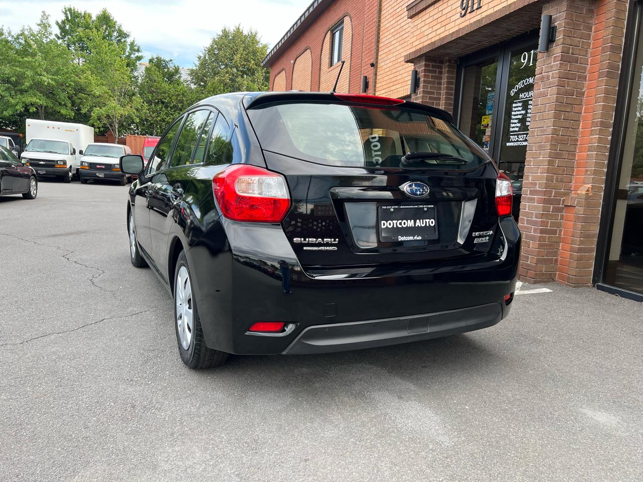 Subaru Impreza Base 5-Door 2014