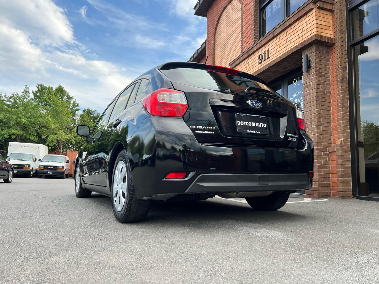 Subaru Impreza Base 5-Door 2014
