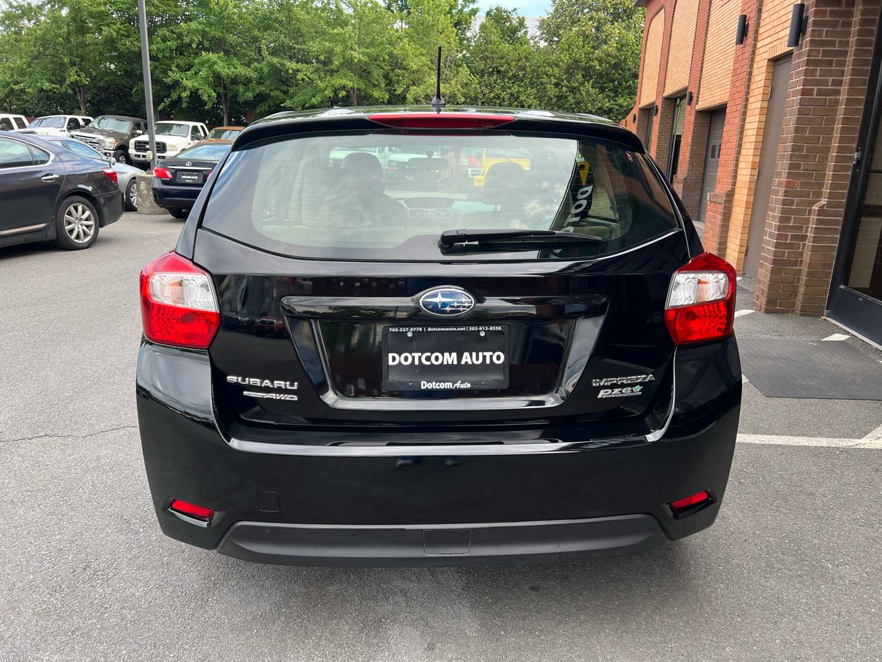Subaru Impreza Base 5-Door 2014