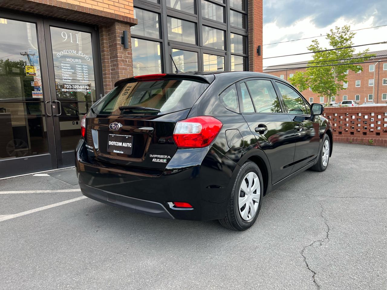 Subaru Impreza Base 5-Door 2014