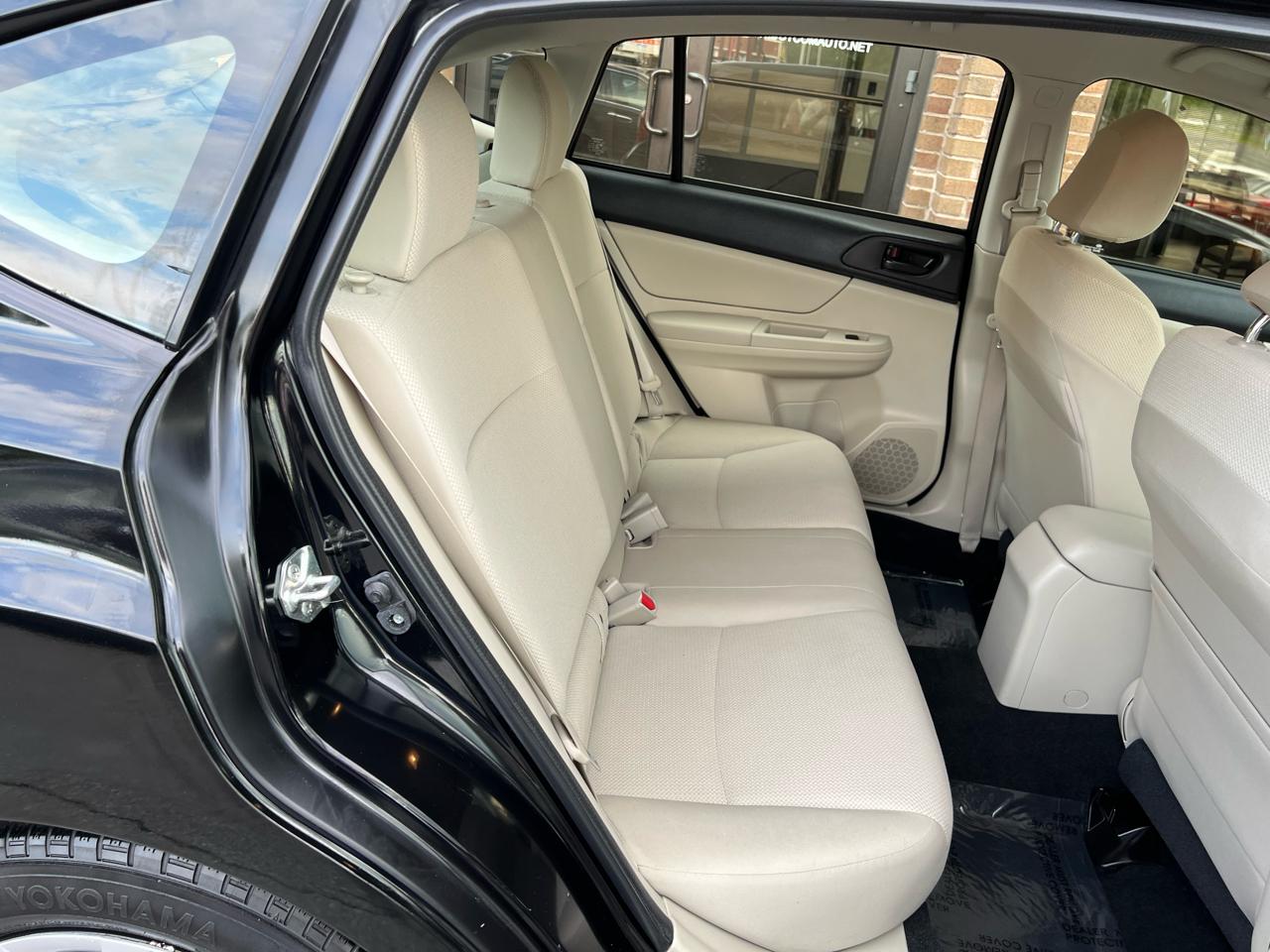 Subaru Impreza Base 5-Door 2014