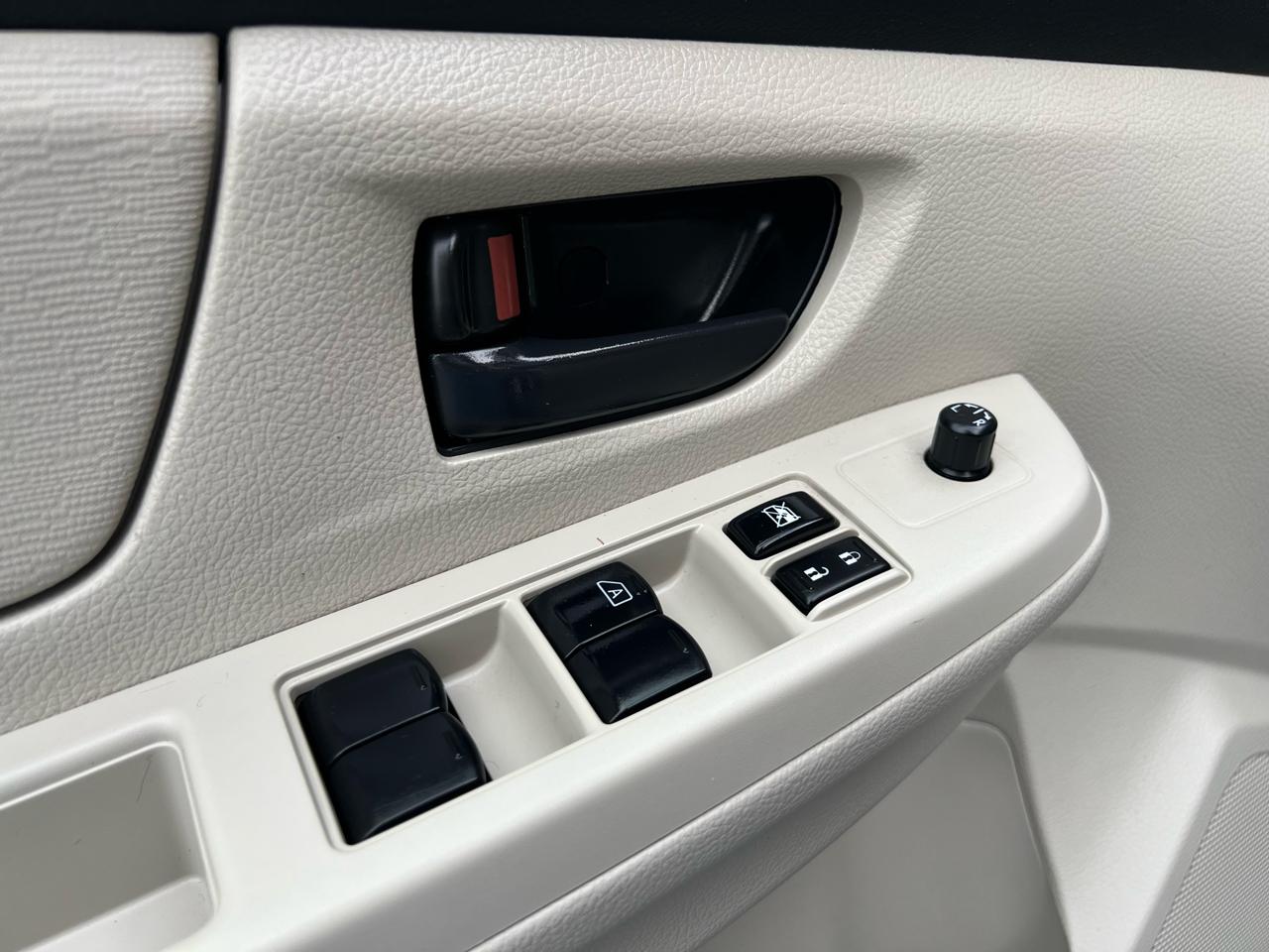 Subaru Impreza Base 5-Door 2014