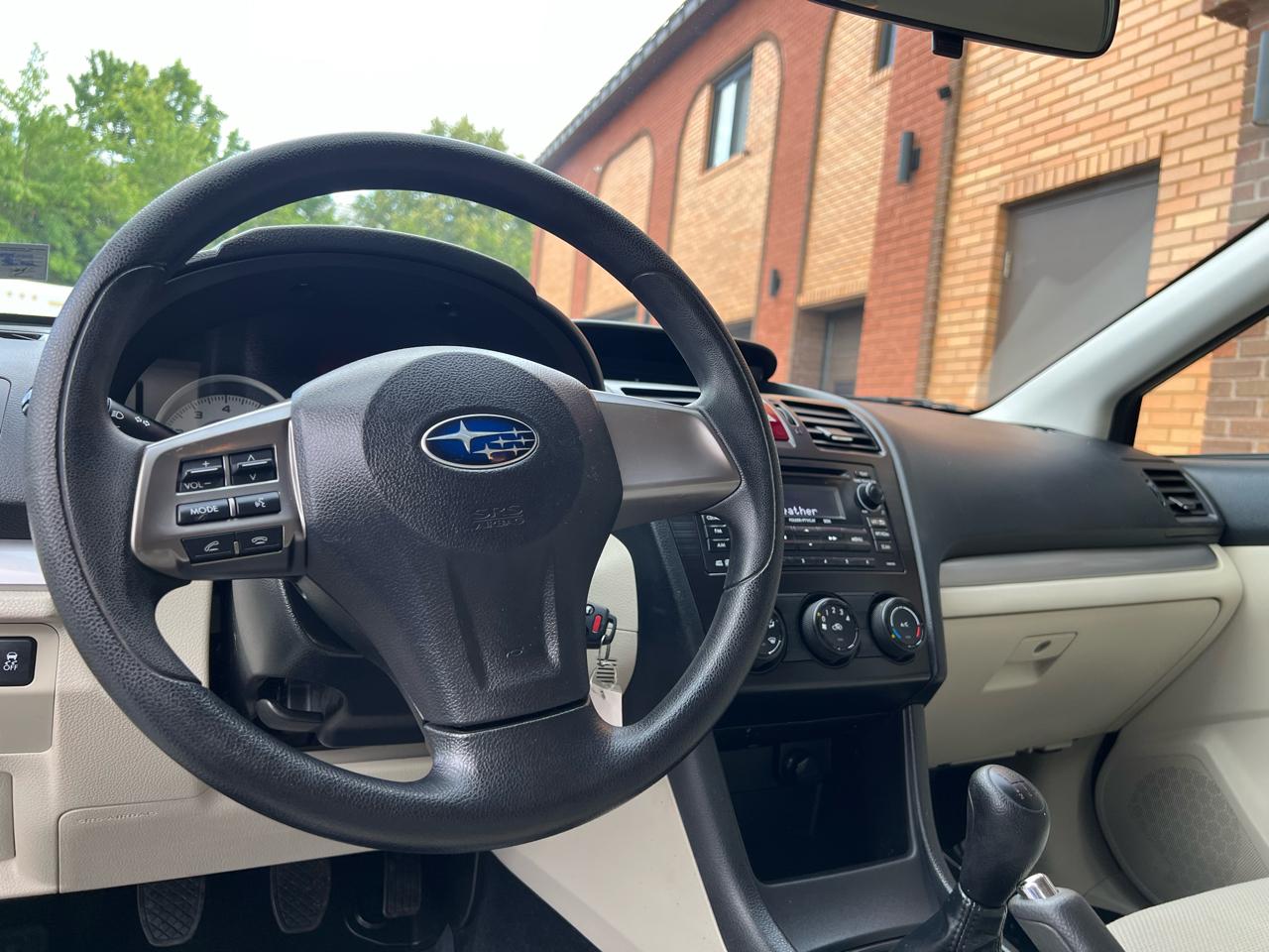 Subaru Impreza Base 5-Door 2014