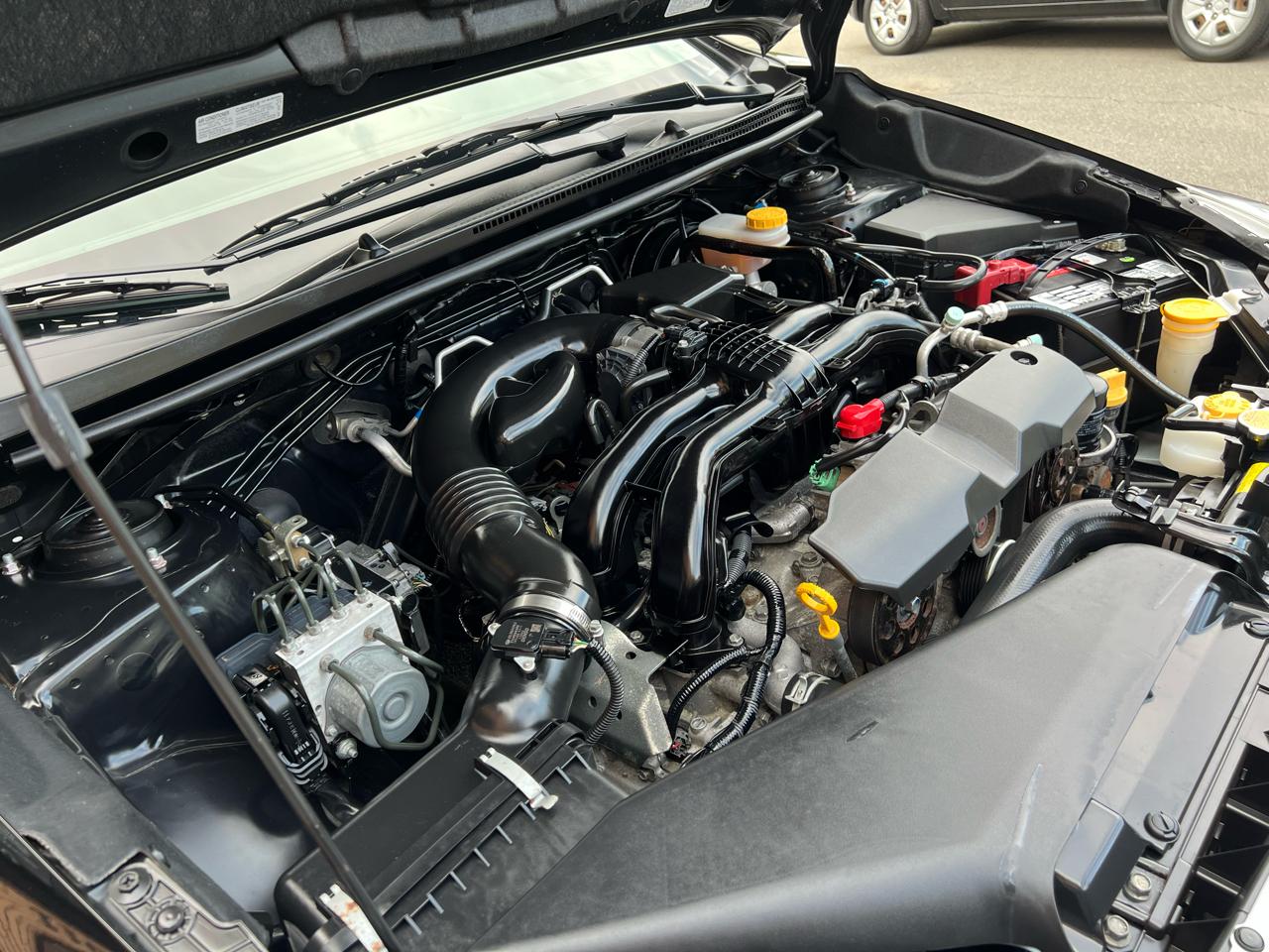 Subaru Impreza Base 5-Door 2014
