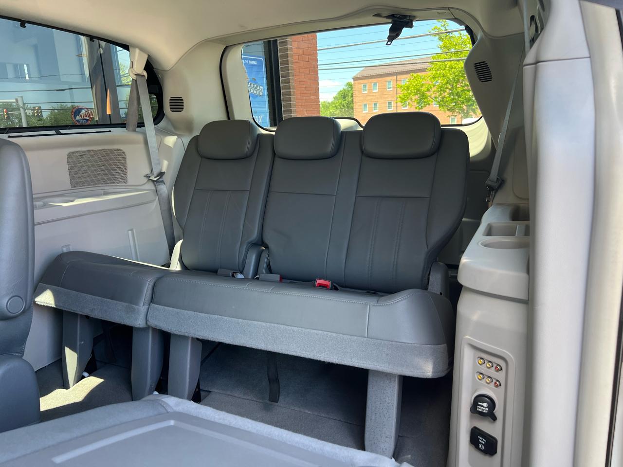 Chrysler Town & Country Touring 2009