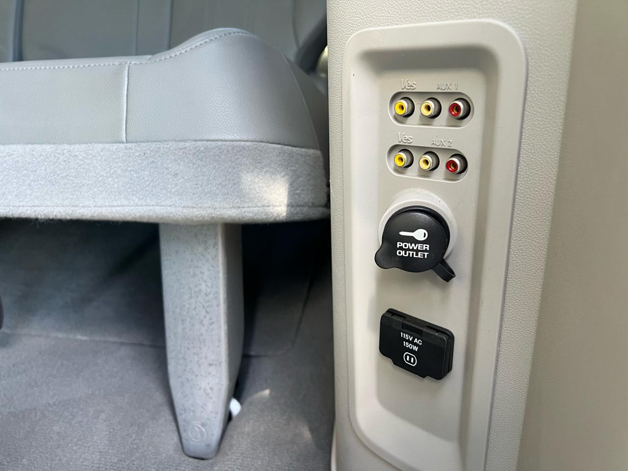 Chrysler Town & Country Touring 2009