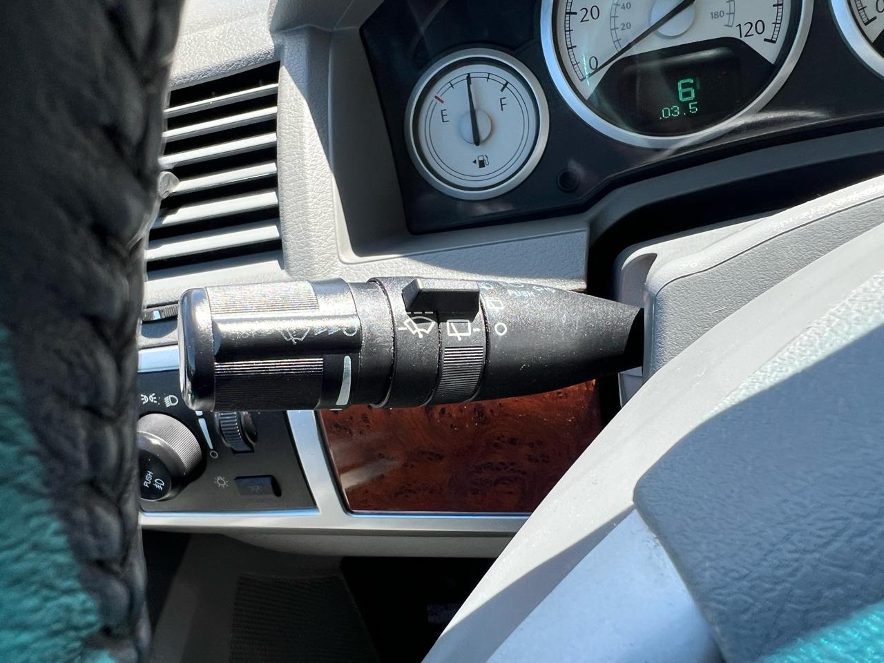 Chrysler Town & Country Touring 2009