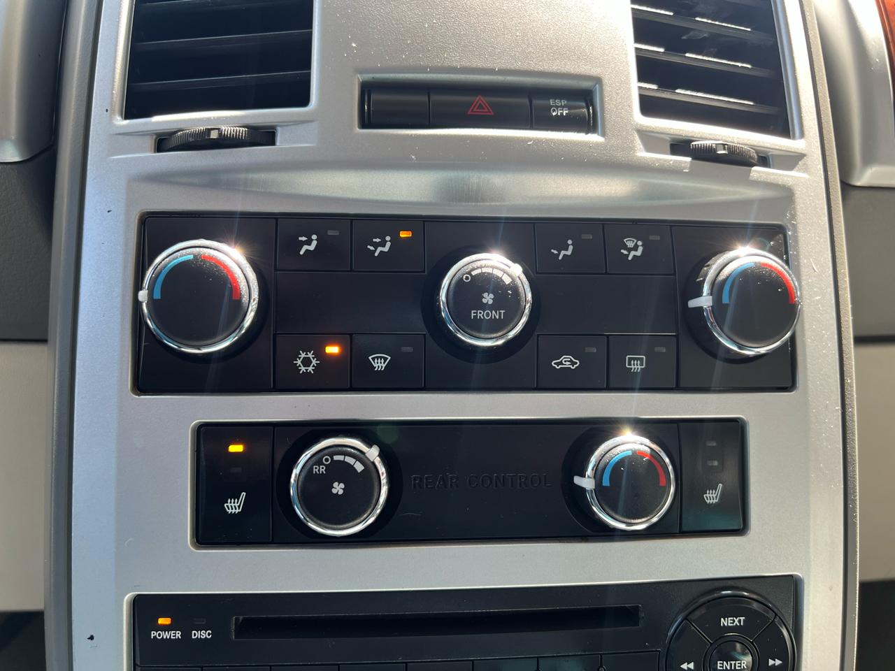 Chrysler Town & Country Touring 2009