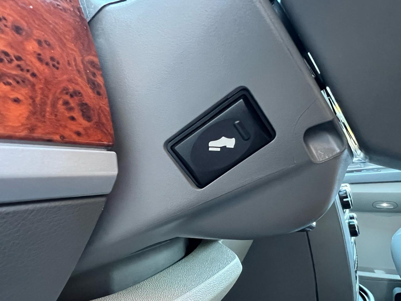 Chrysler Town & Country Touring 2009