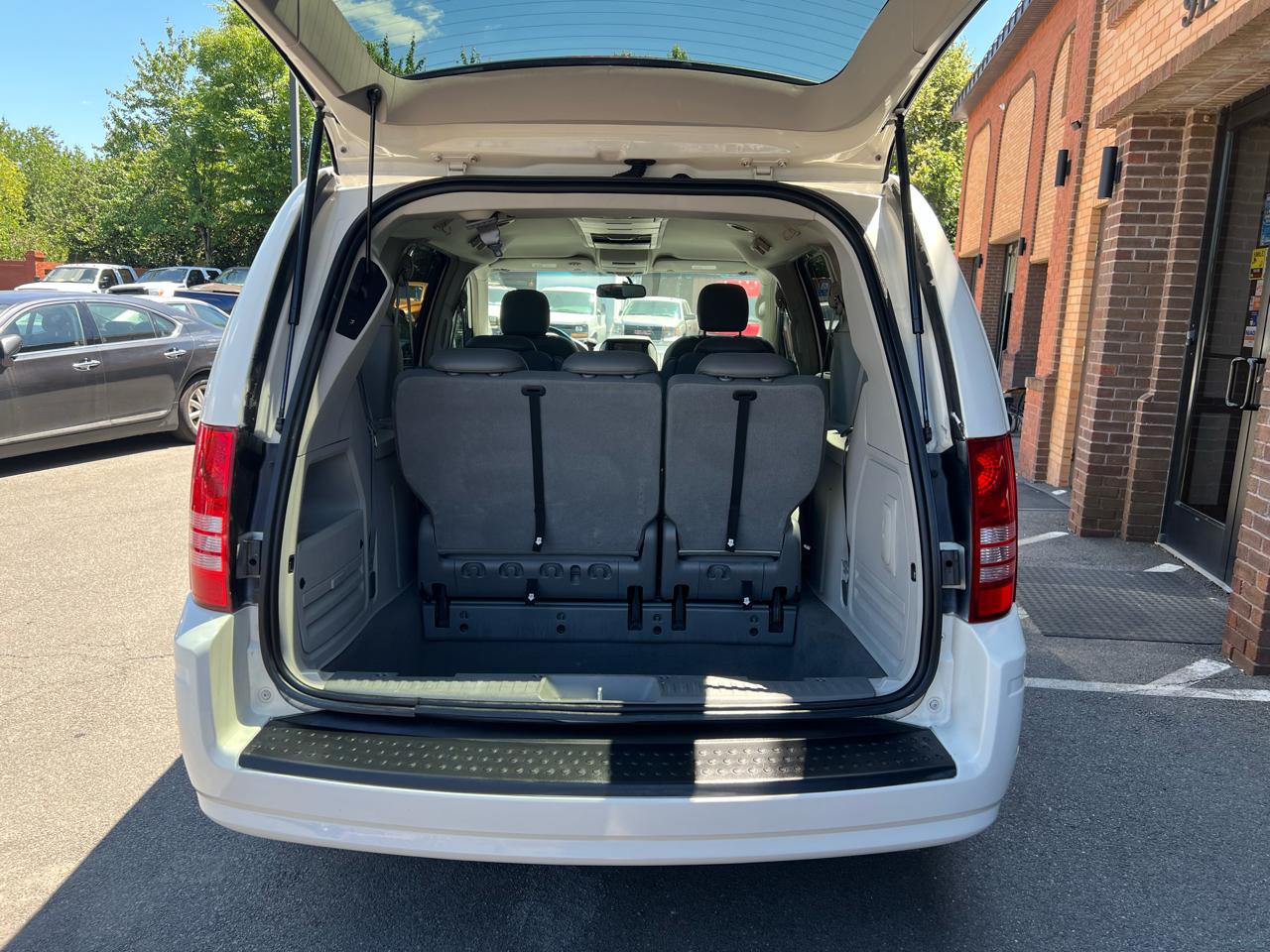 Chrysler Town & Country Touring 2009