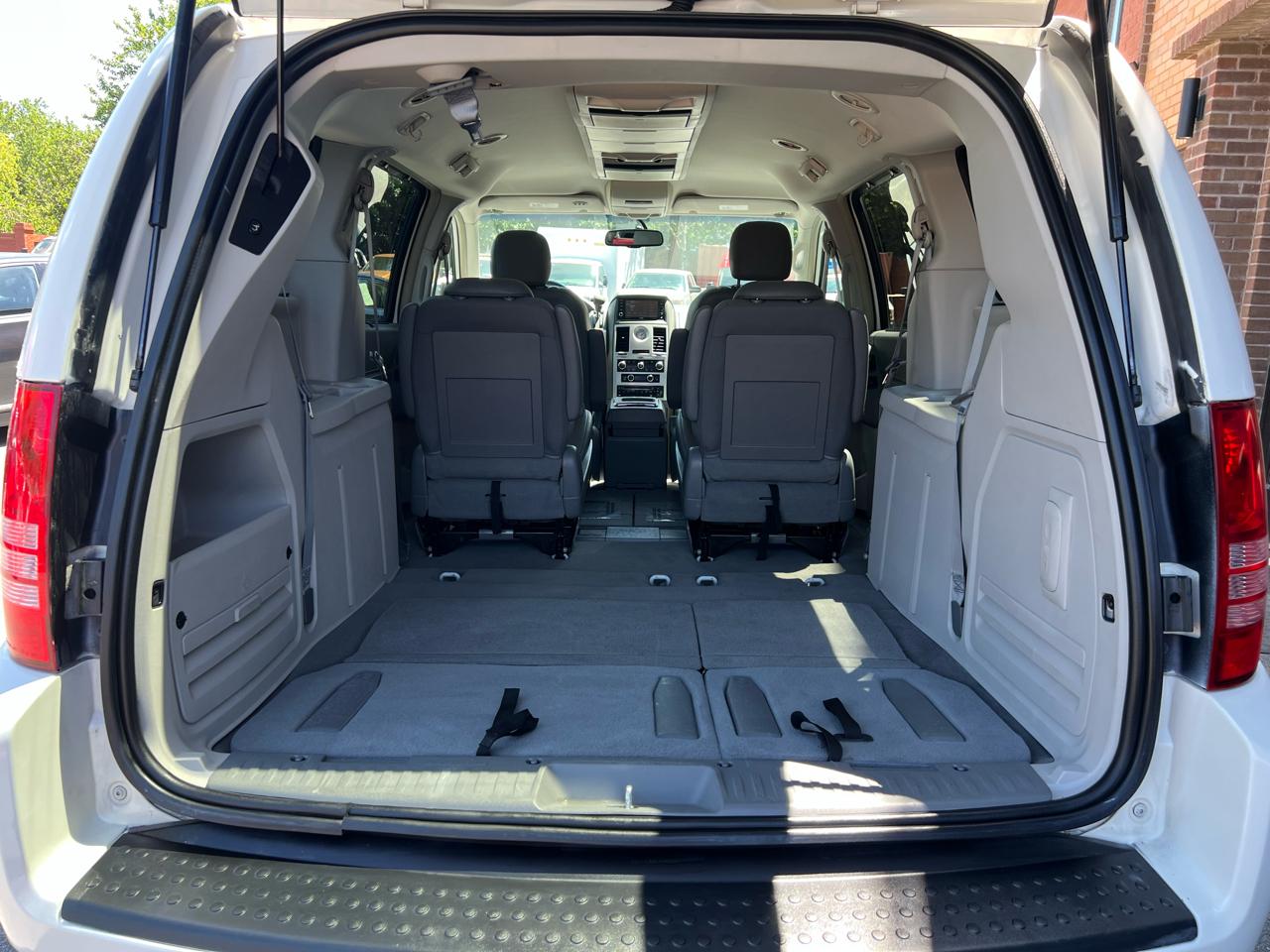 Chrysler Town & Country Touring 2009