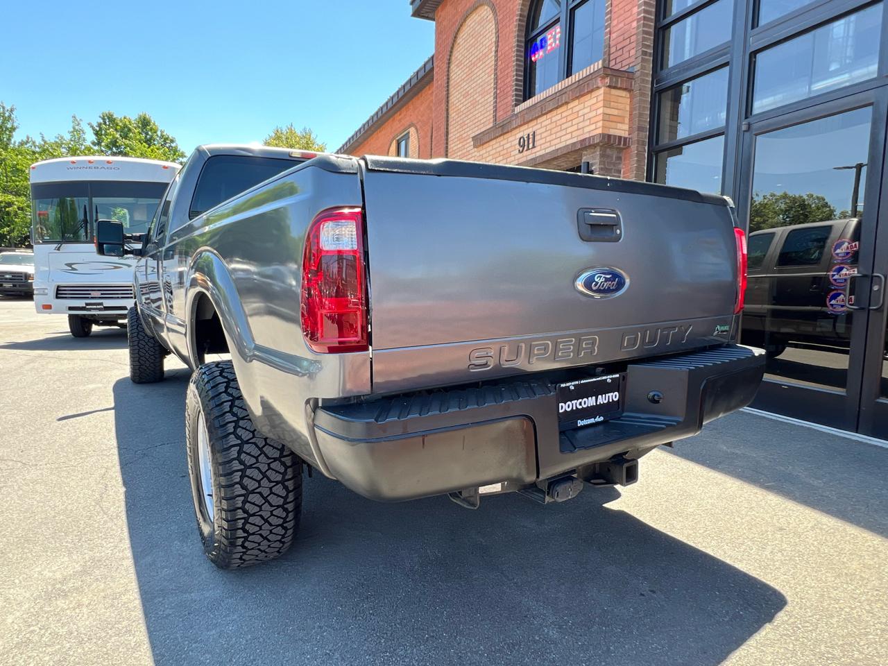 Ford F-250 SD XLT Crew Cab Long Bed 4WD 2011