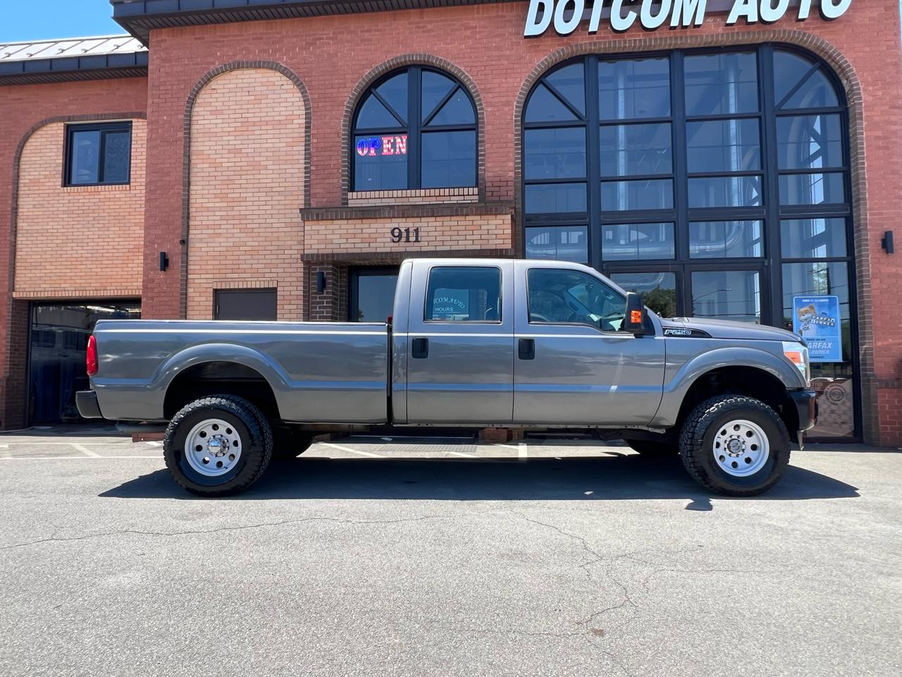 Ford F-250 SD XLT Crew Cab Long Bed 4WD 2011