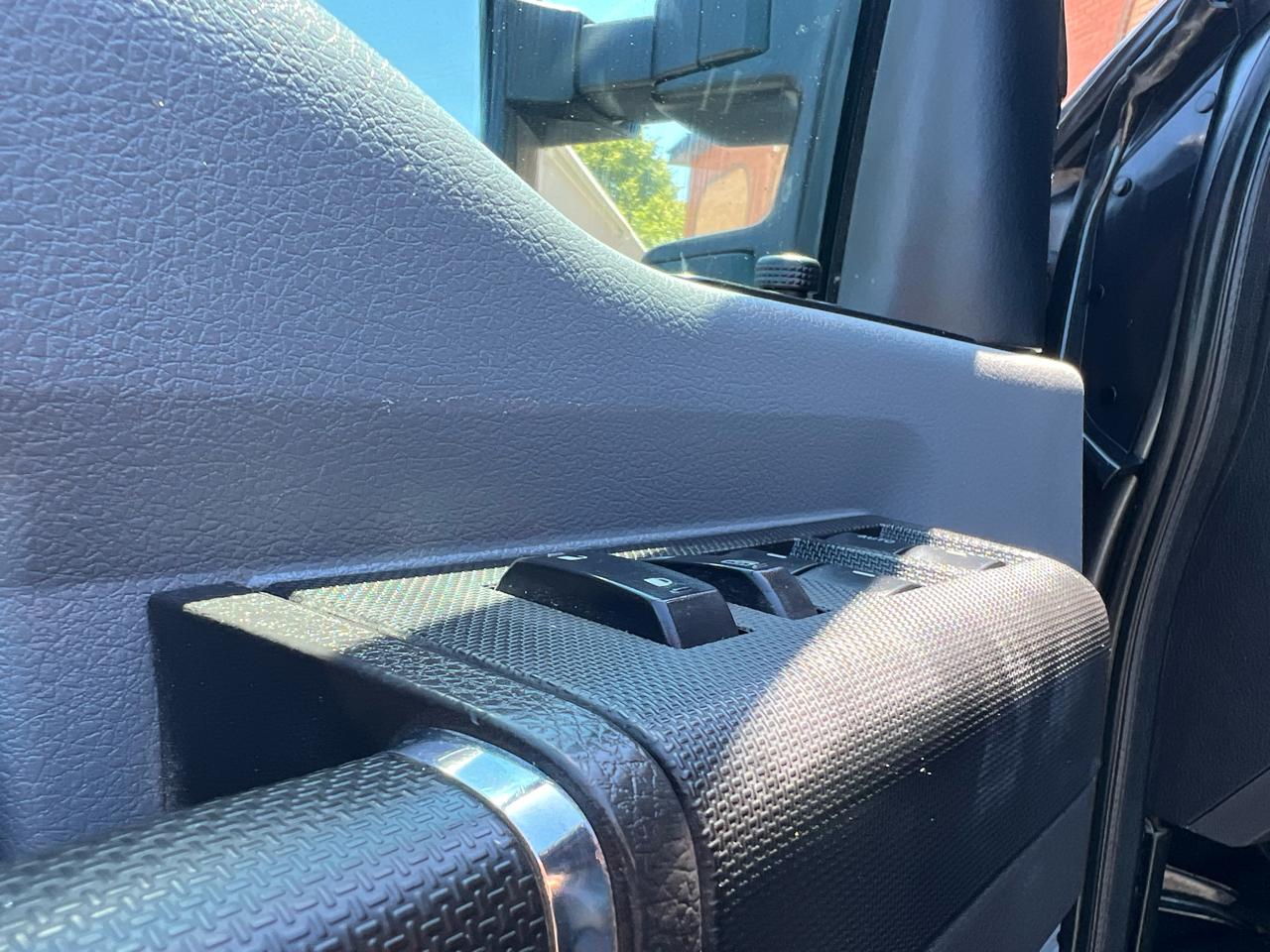 Ford F-250 SD XLT Crew Cab Long Bed 4WD 2011