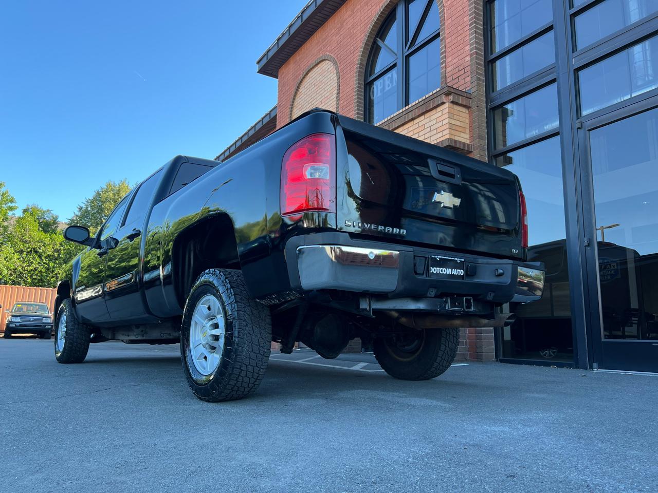 Chevrolet Silverado 2500HD LT1 Crew Cab Long Box 4WD 2008