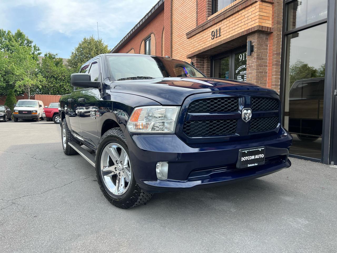 RAM 1500 Tradesman Crew Cab SWB 4WD 2017
