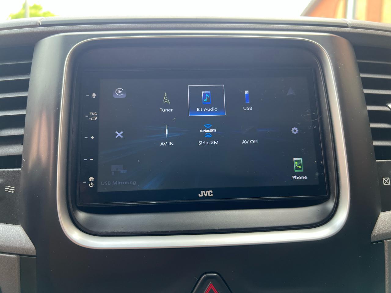 RAM 1500 Tradesman Crew Cab SWB 4WD 2017