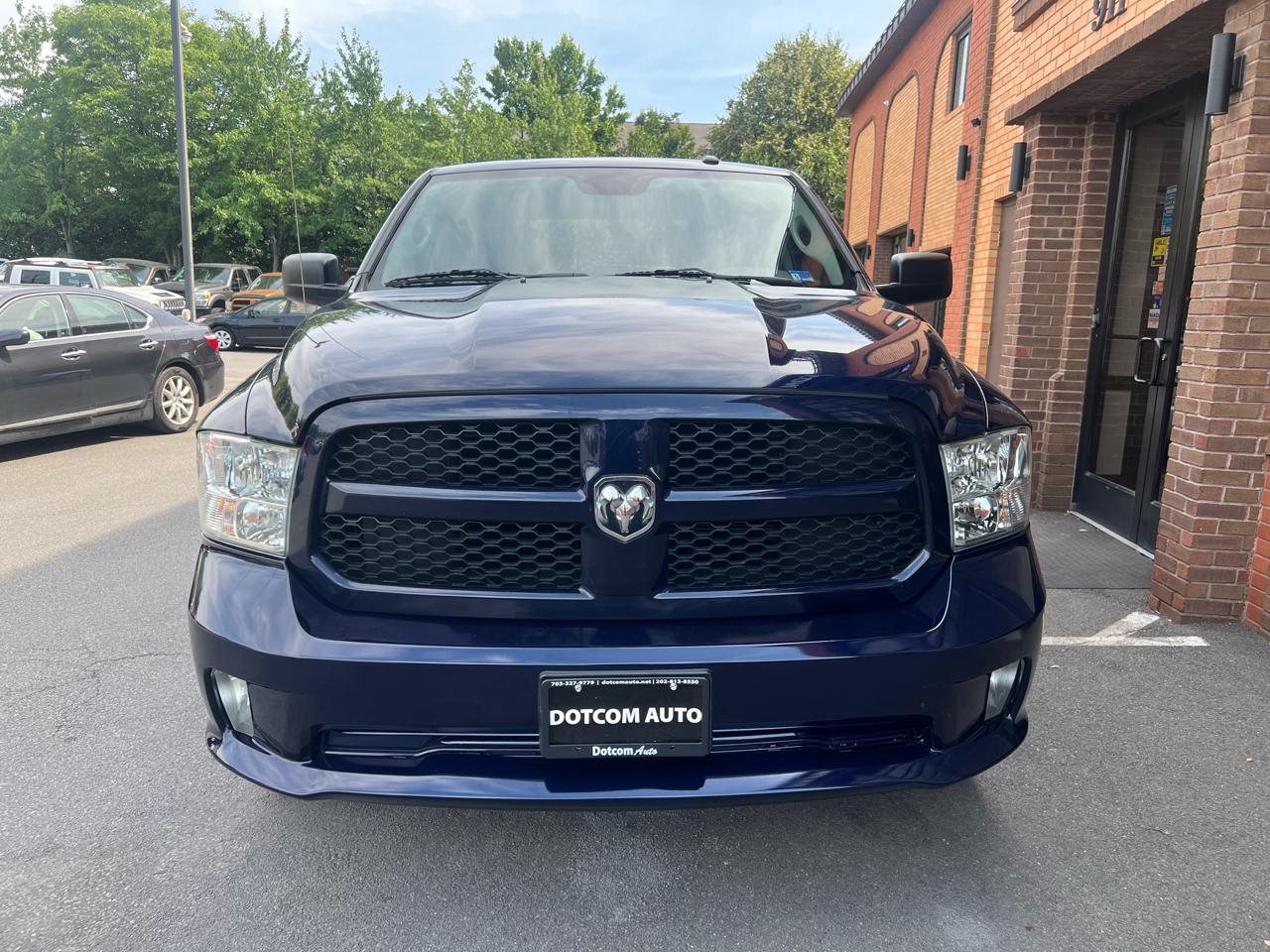 RAM 1500 Tradesman Crew Cab SWB 4WD 2017