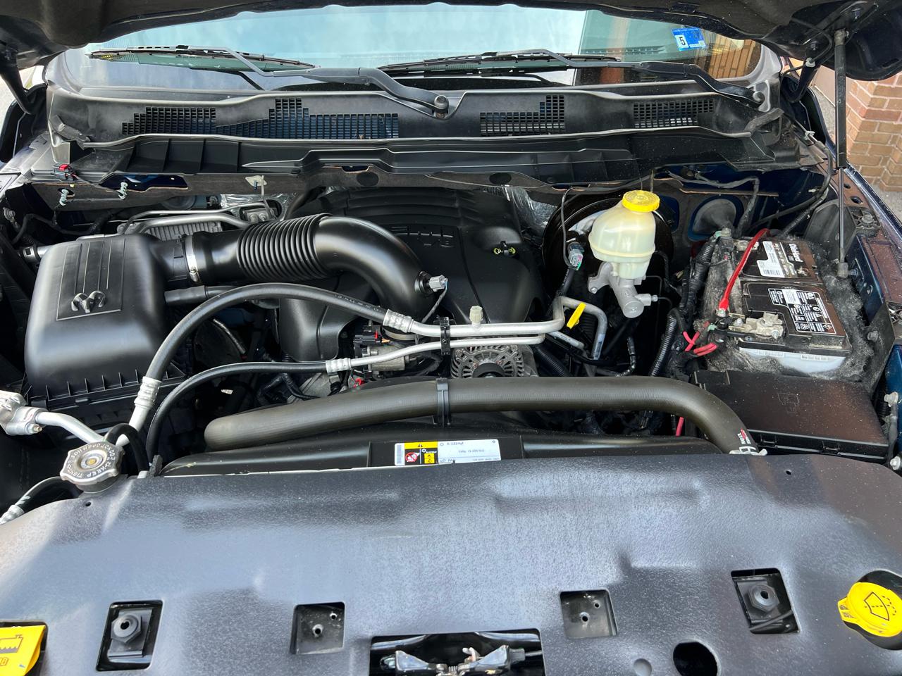 RAM 1500 Tradesman Crew Cab SWB 4WD 2017