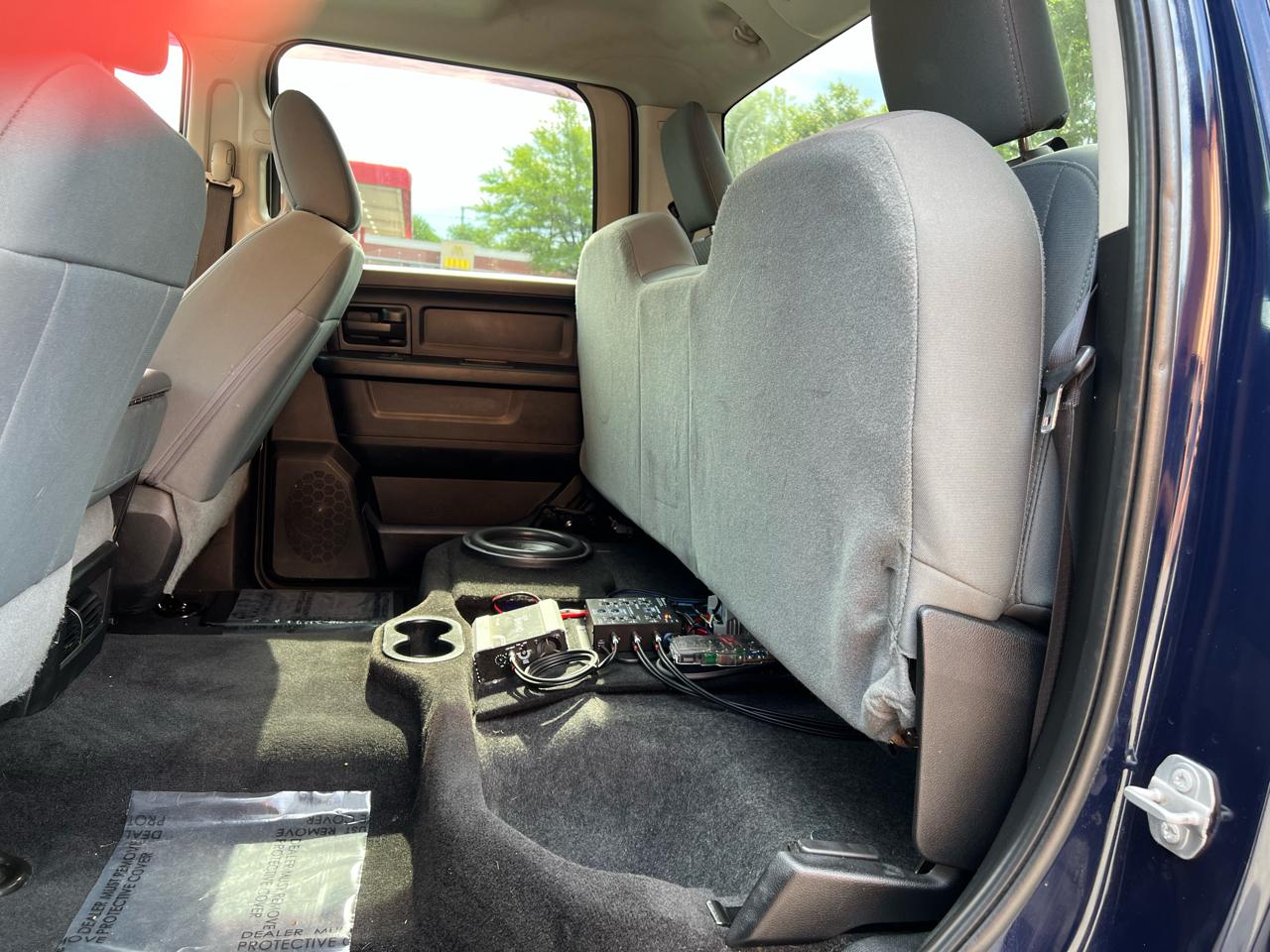 RAM 1500 Tradesman Crew Cab SWB 4WD 2017