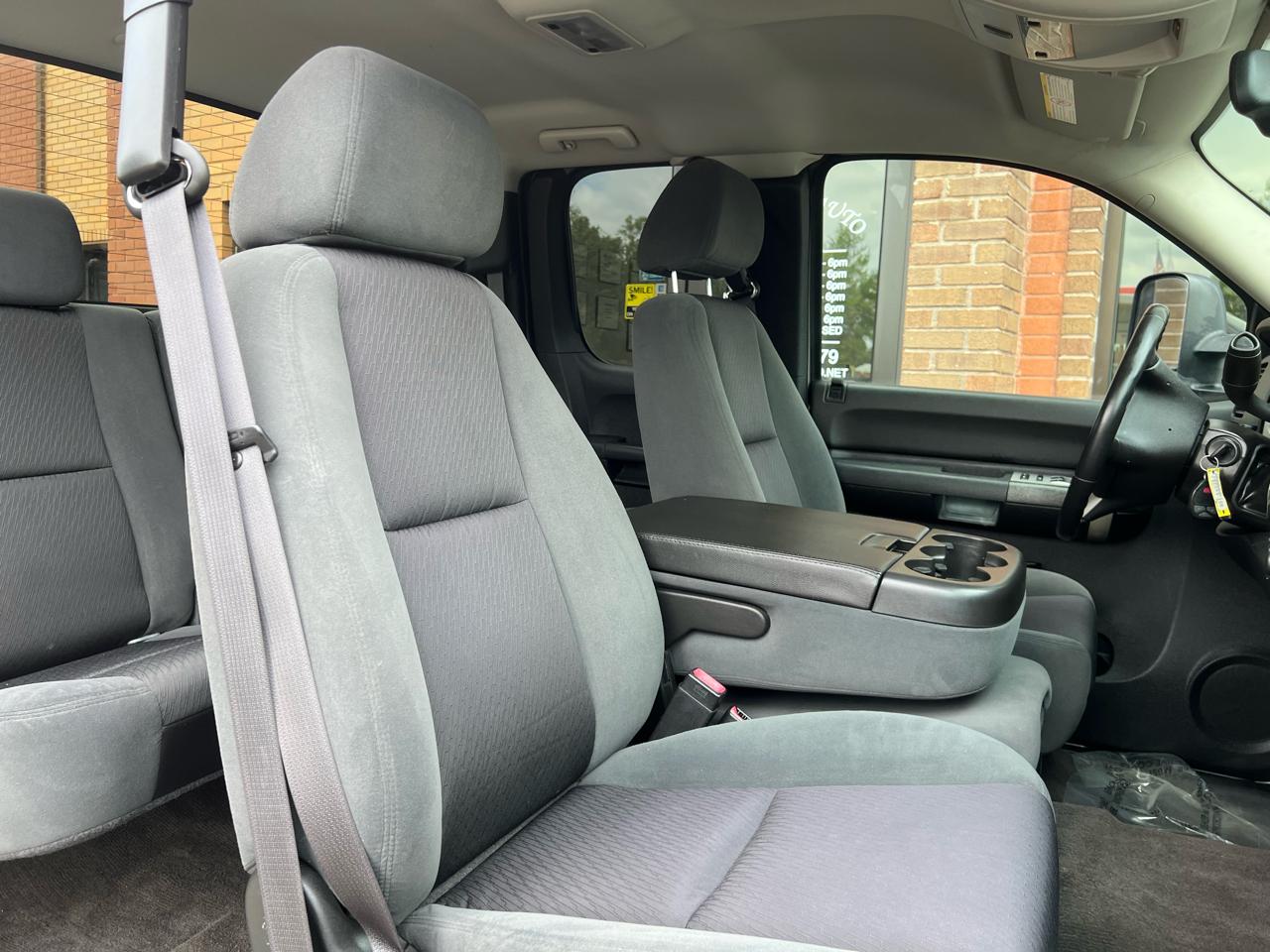 Chevrolet Silverado 2500HD LT1 Ext. Cab Long Box 4WD 2009