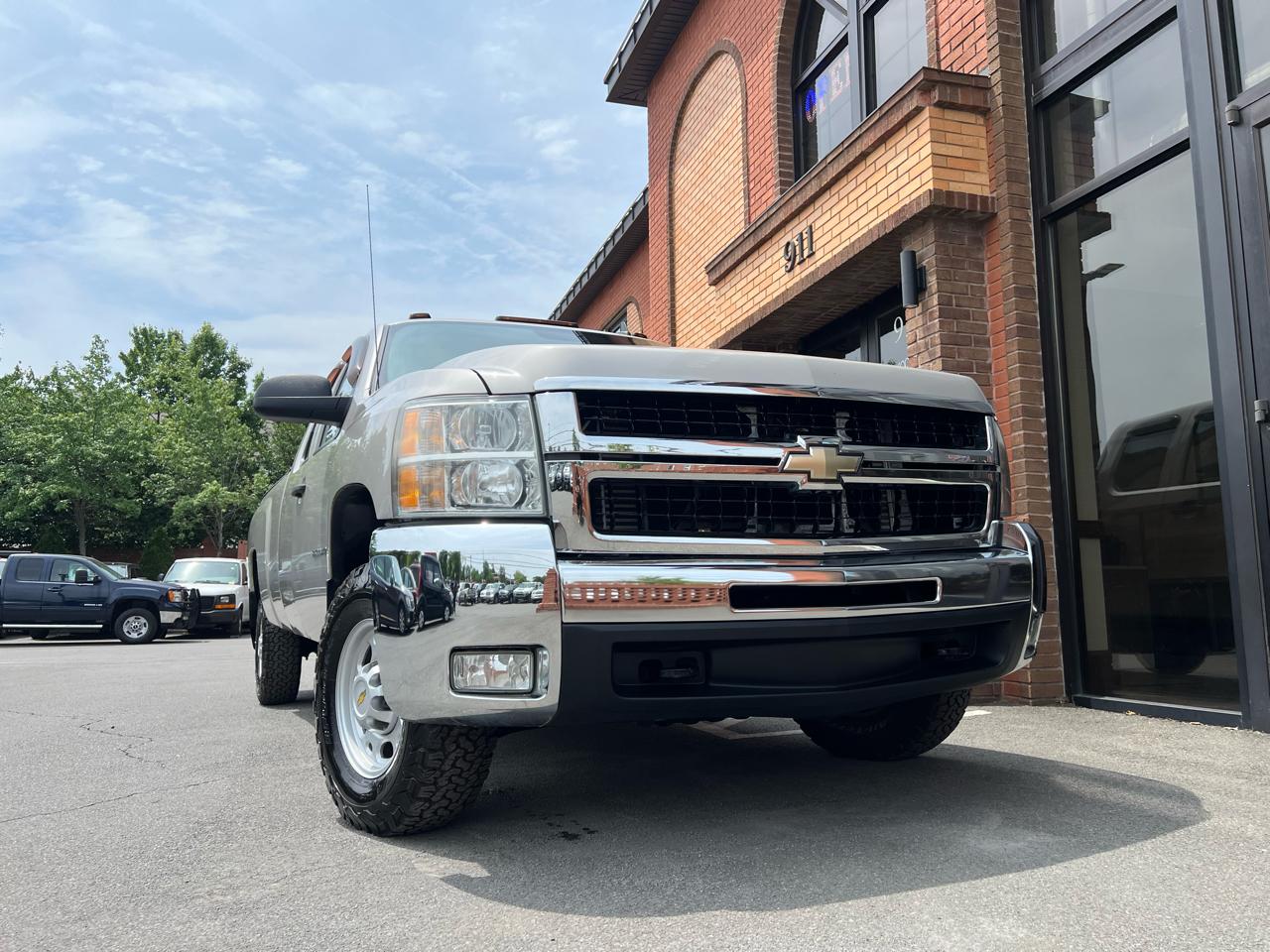Chevrolet Silverado 2500HD Work Truck Ext. Cab Std. Box 4WD 2008