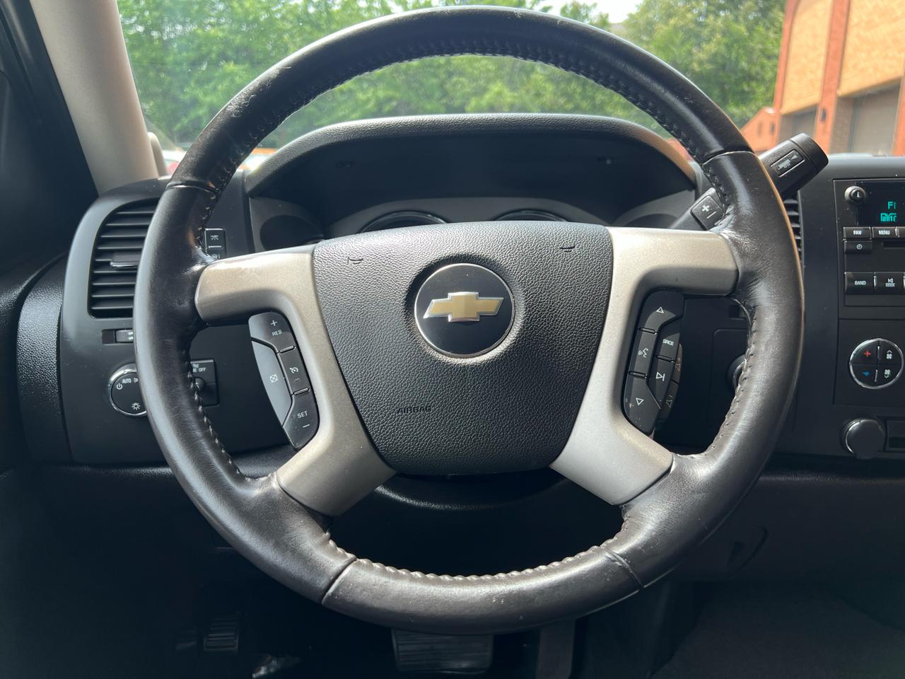 Chevrolet Silverado 2500HD Work Truck Ext. Cab Std. Box 4WD 2008