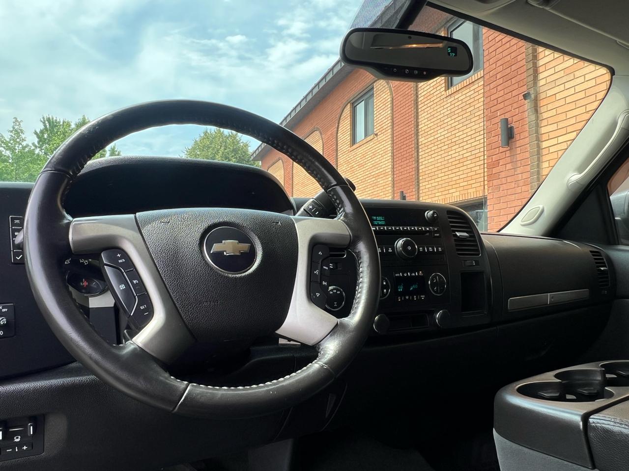 Chevrolet Silverado 2500HD Work Truck Ext. Cab Std. Box 4WD 2008