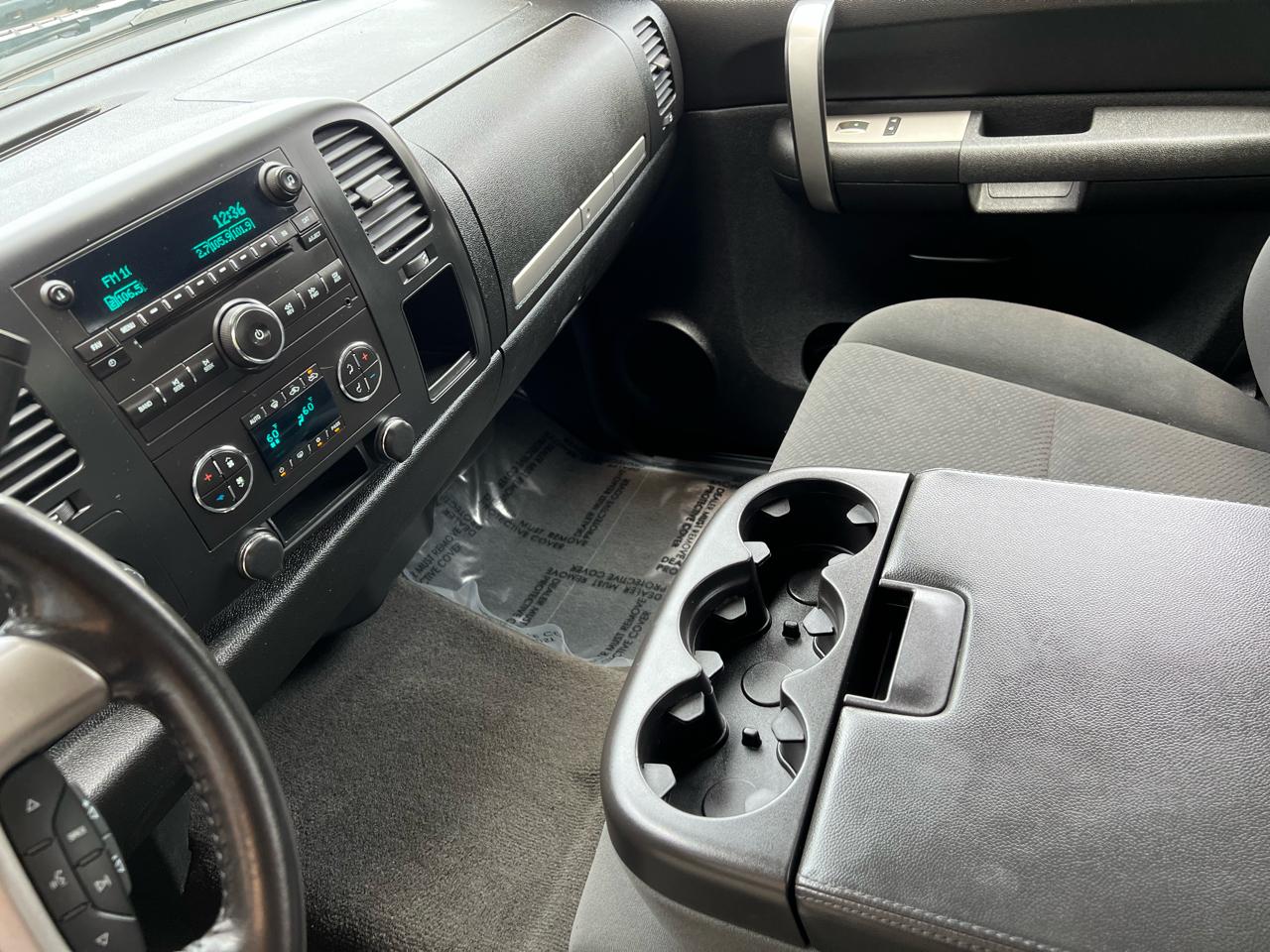 Chevrolet Silverado 2500HD Work Truck Ext. Cab Std. Box 4WD 2008