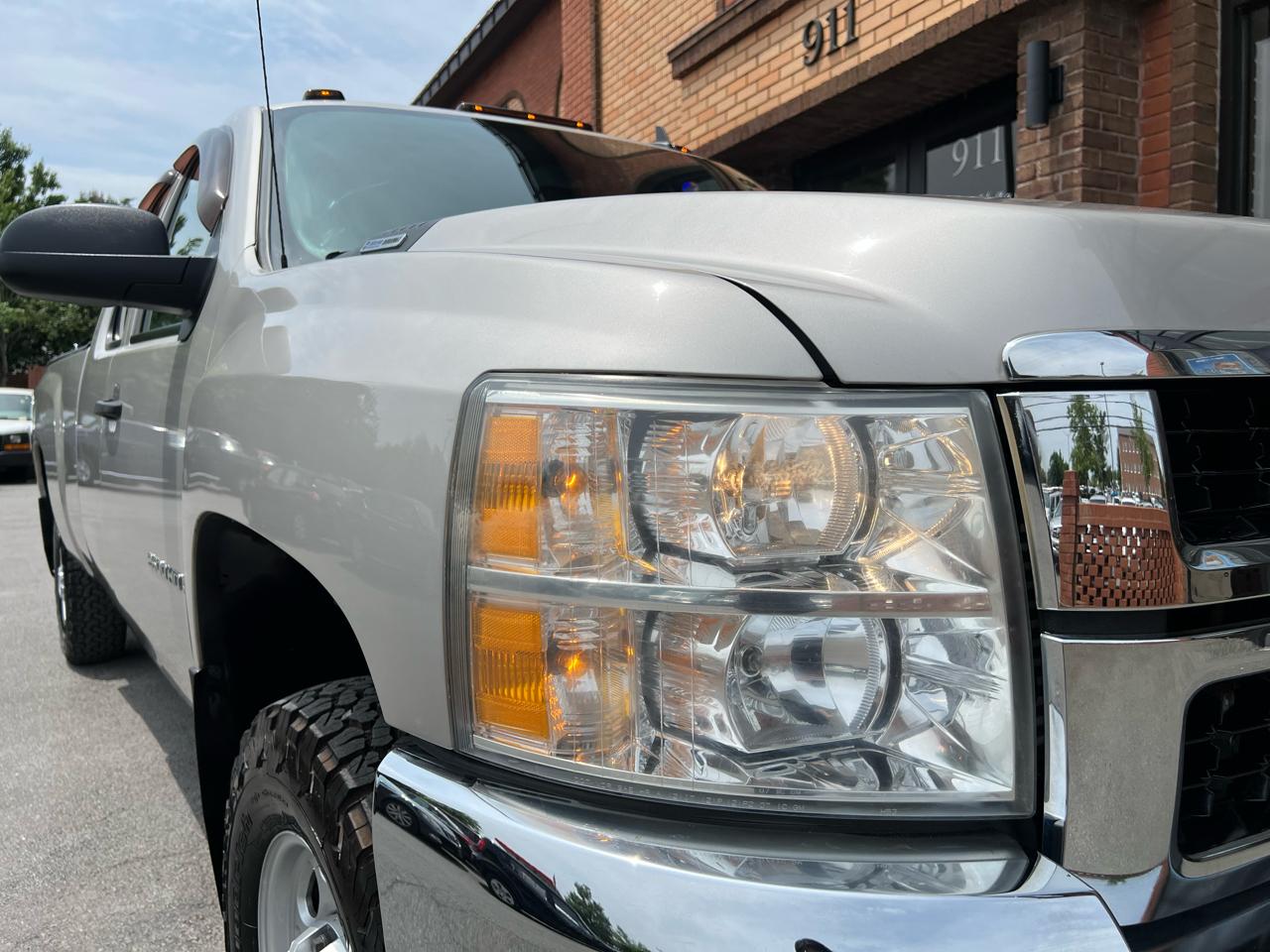 Chevrolet Silverado 2500HD Work Truck Ext. Cab Std. Box 4WD 2008