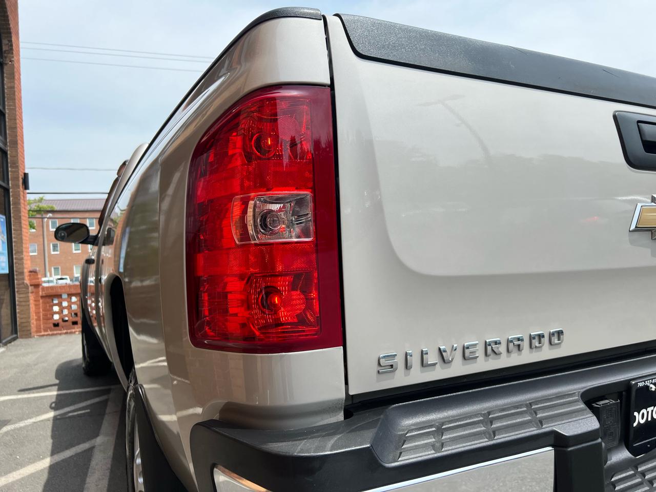 Chevrolet Silverado 2500HD Work Truck Ext. Cab Std. Box 4WD 2008