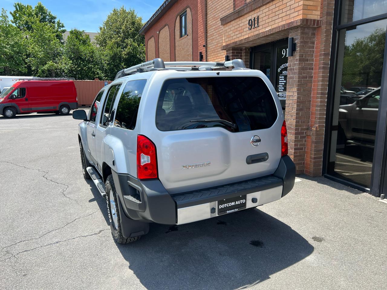 Nissan Xterra X 4WD 2011