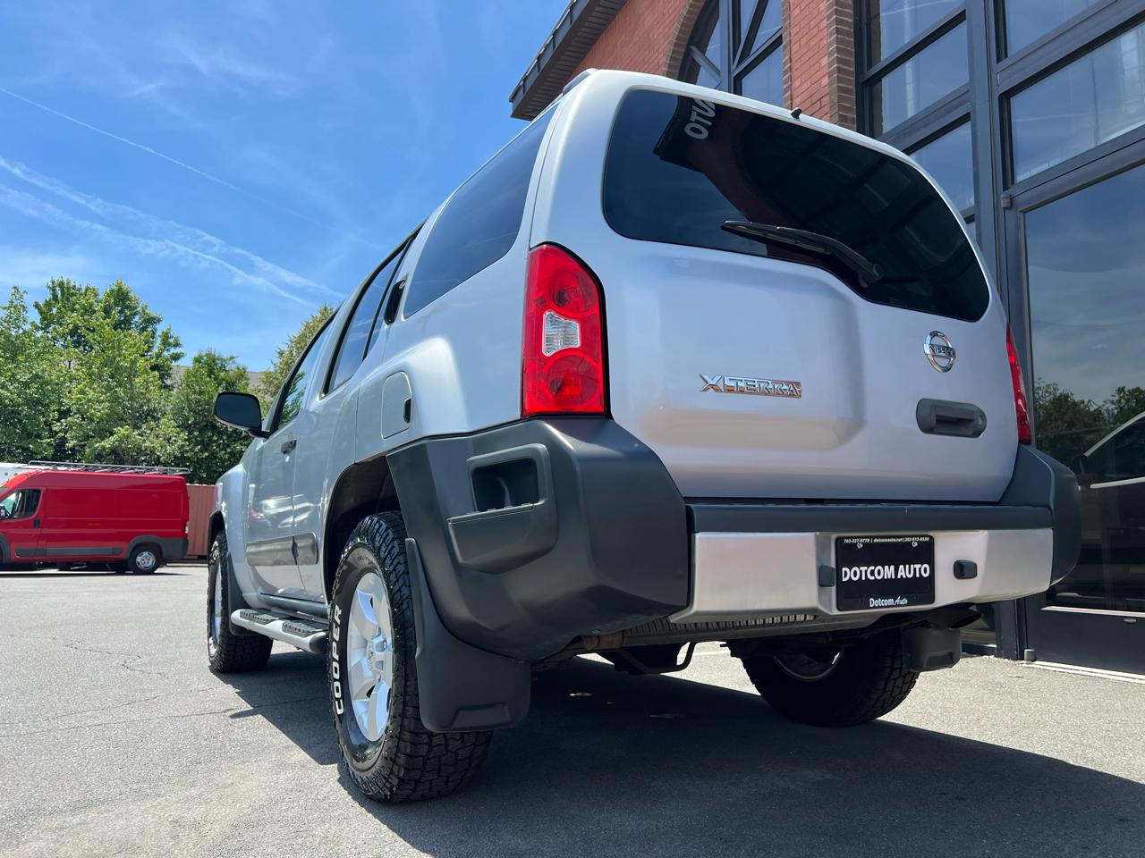 Nissan Xterra X 4WD 2011