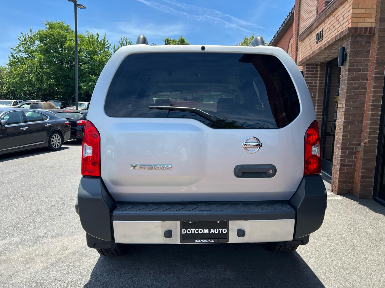 Nissan Xterra X 4WD 2011