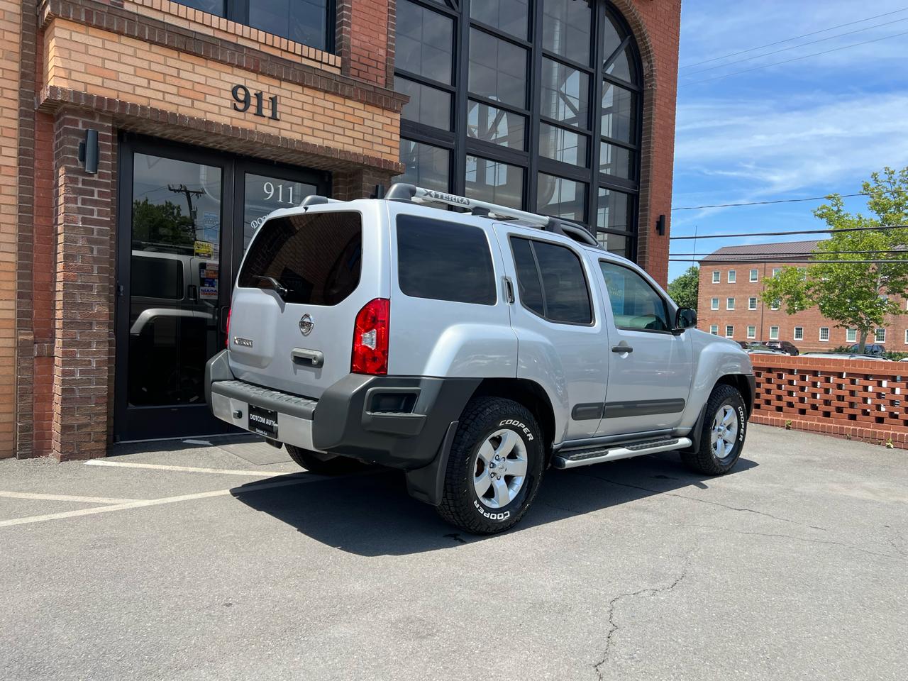 Nissan Xterra X 4WD 2011