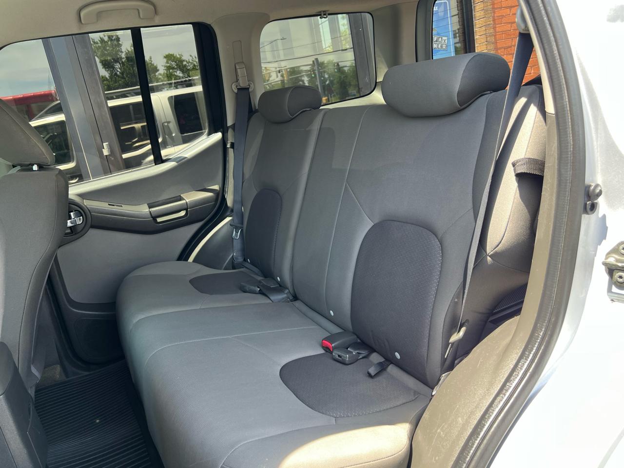 Nissan Xterra X 4WD 2011