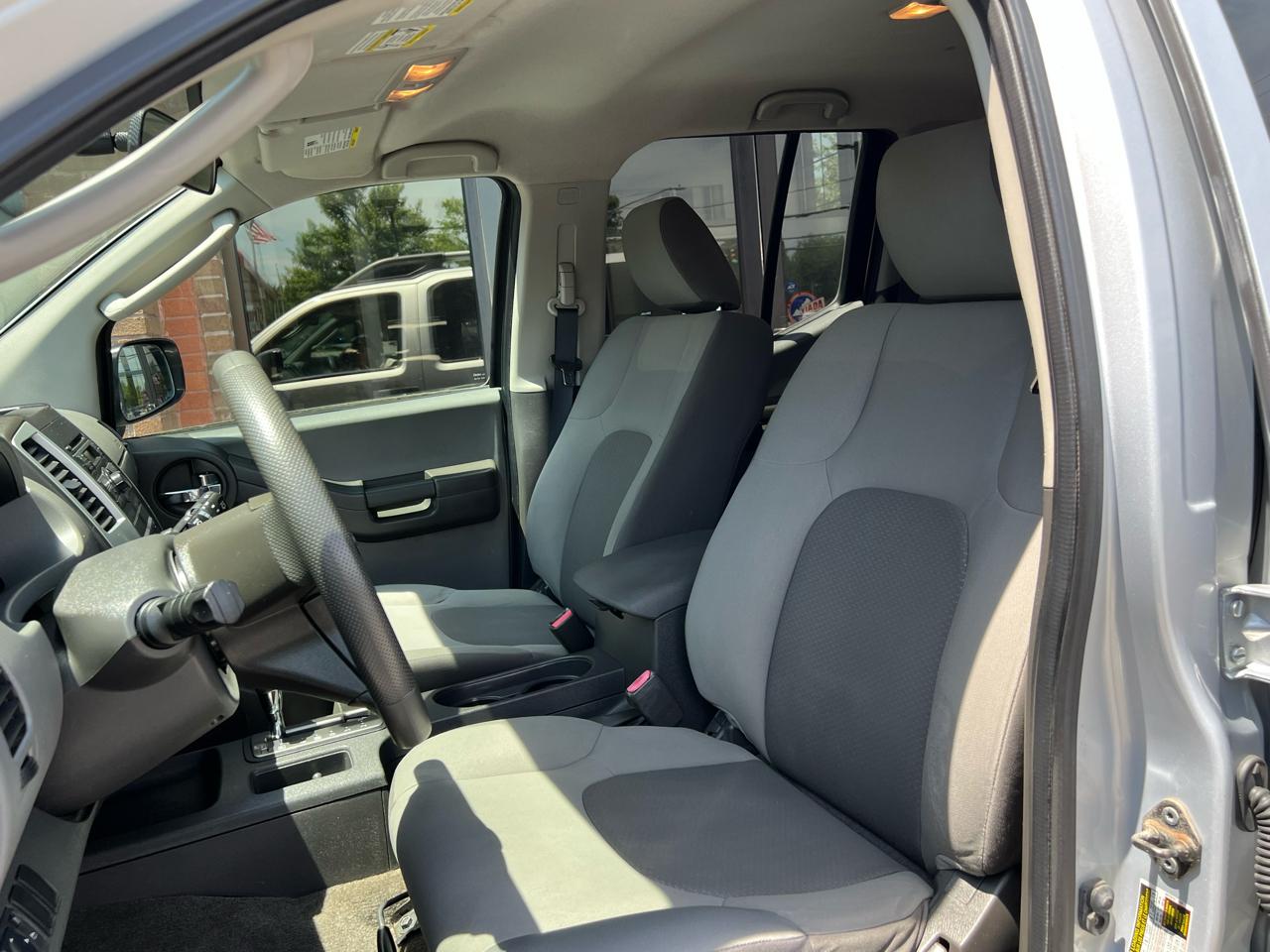 Nissan Xterra X 4WD 2011