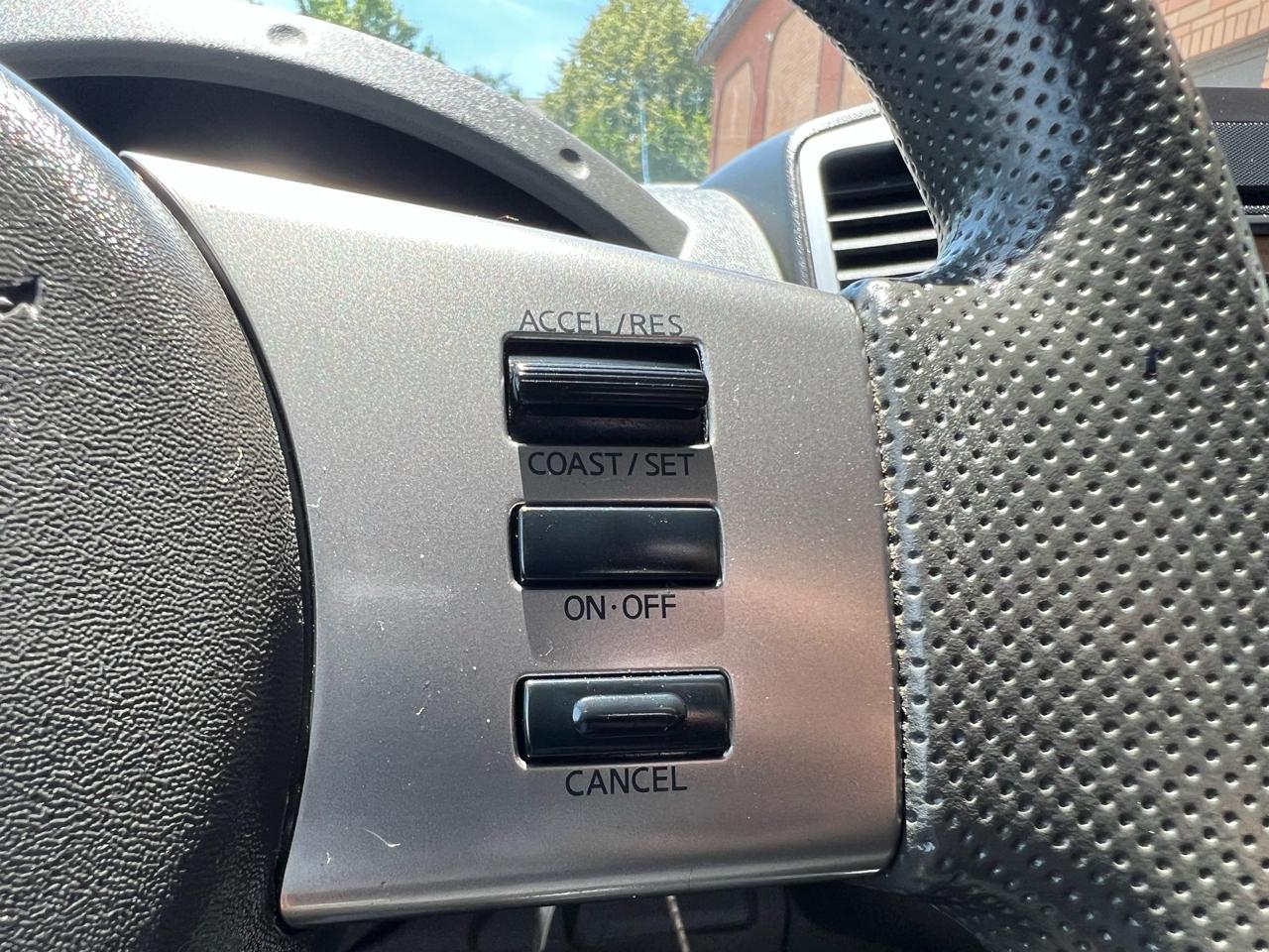 Nissan Xterra X 4WD 2011