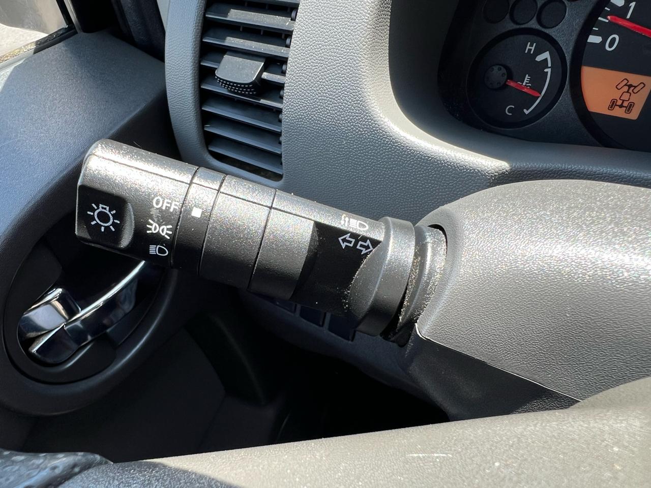 Nissan Xterra X 4WD 2011
