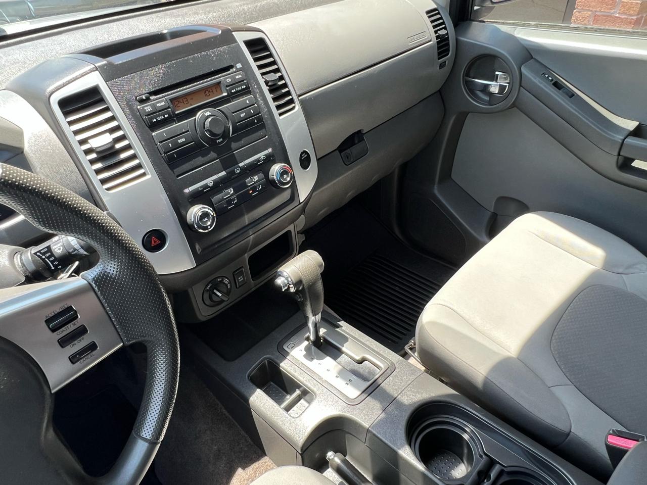 Nissan Xterra X 4WD 2011