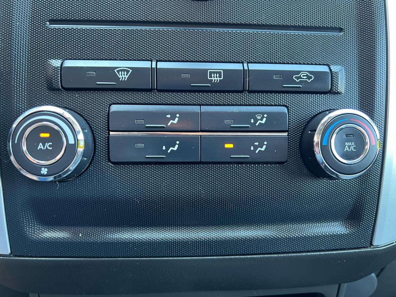 Nissan Xterra X 4WD 2011