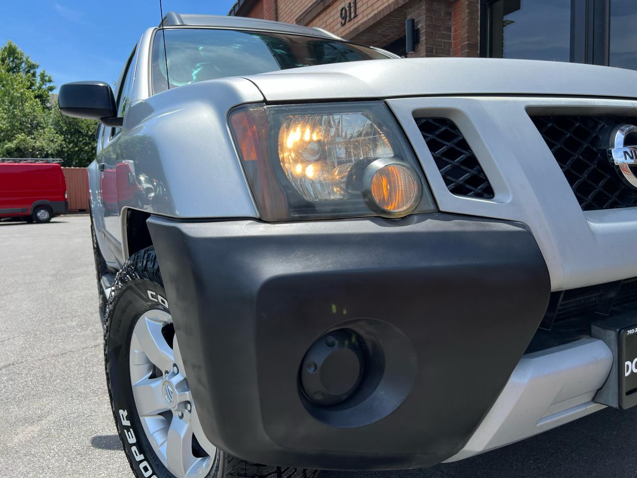 Nissan Xterra X 4WD 2011