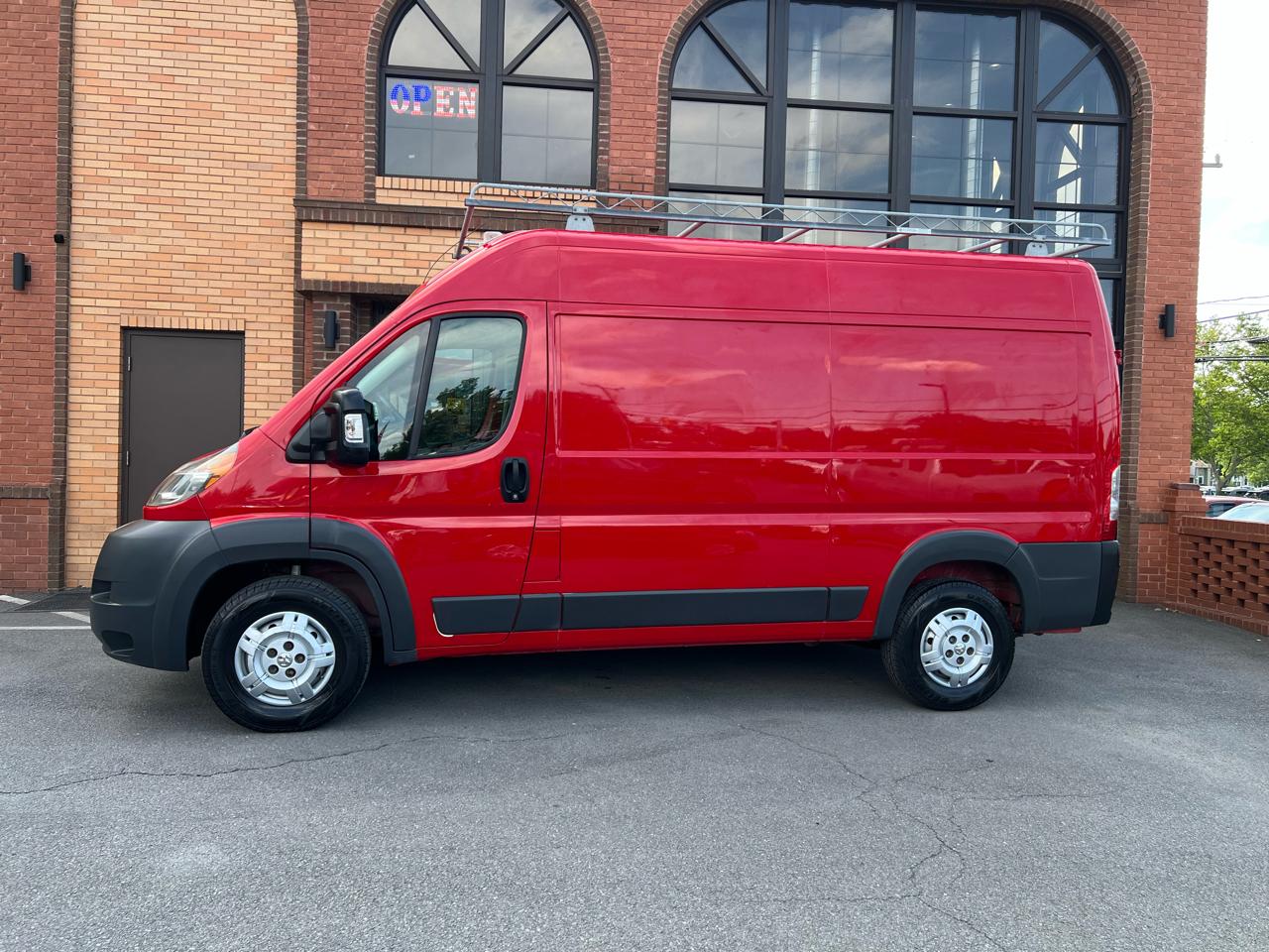 RAM Promaster 2500 High Roof Tradesman 136-in. WB 2017
